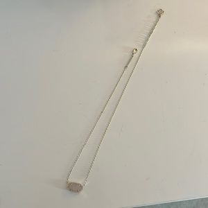 Kendra Scott light pink/gold necklace